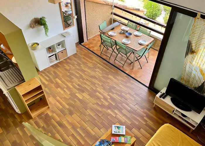 公寓 Ella - Luminous 2br Cosy - By Tgb